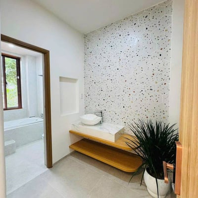 Miete eines 3-stöckigen Hauses in Strandnähe im Stadtteil Hoa Minh, Da Nang, Vietnam